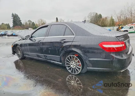 2013 Mercedes-Benz E 350 из США, поврежденный, VIN WDDHF5KB6DA687536
